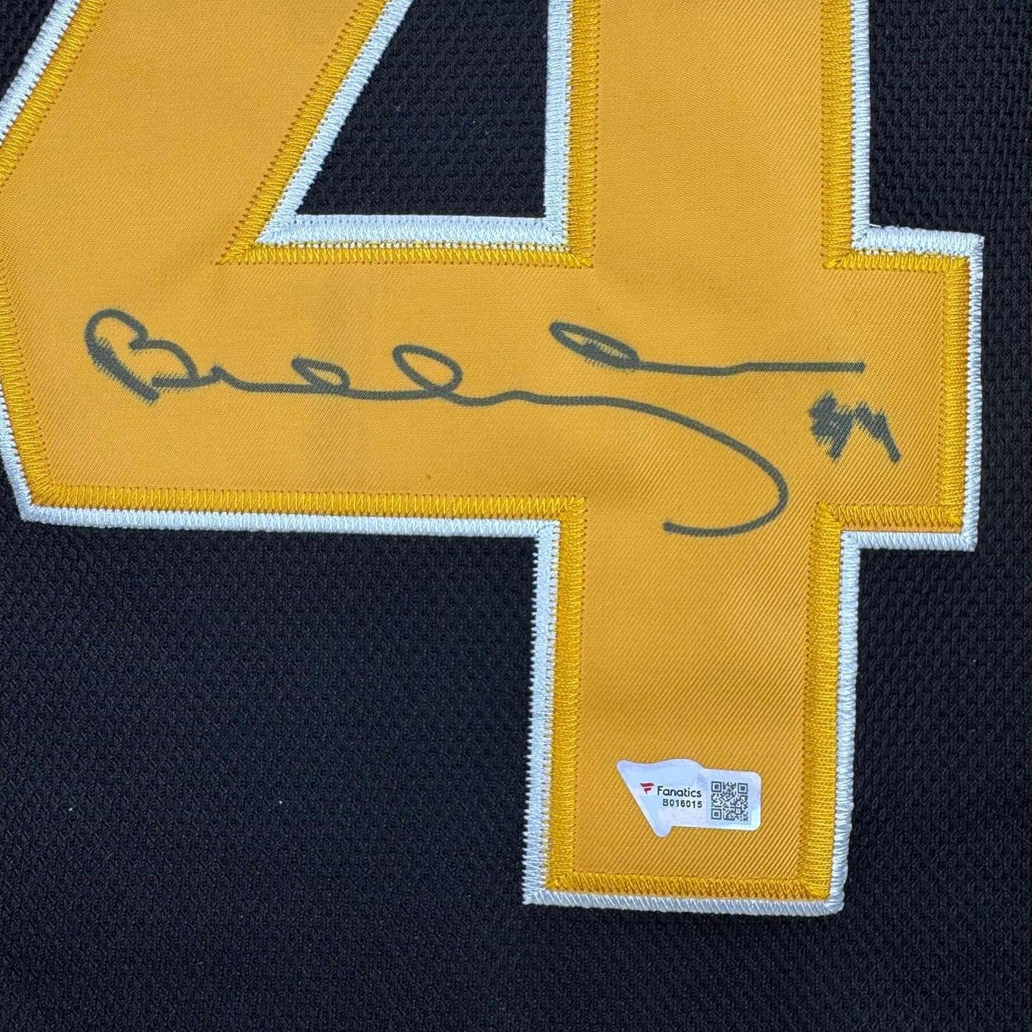Autographed Bobby Orr 35x39 Boston Bruins Black Hockey Jersey