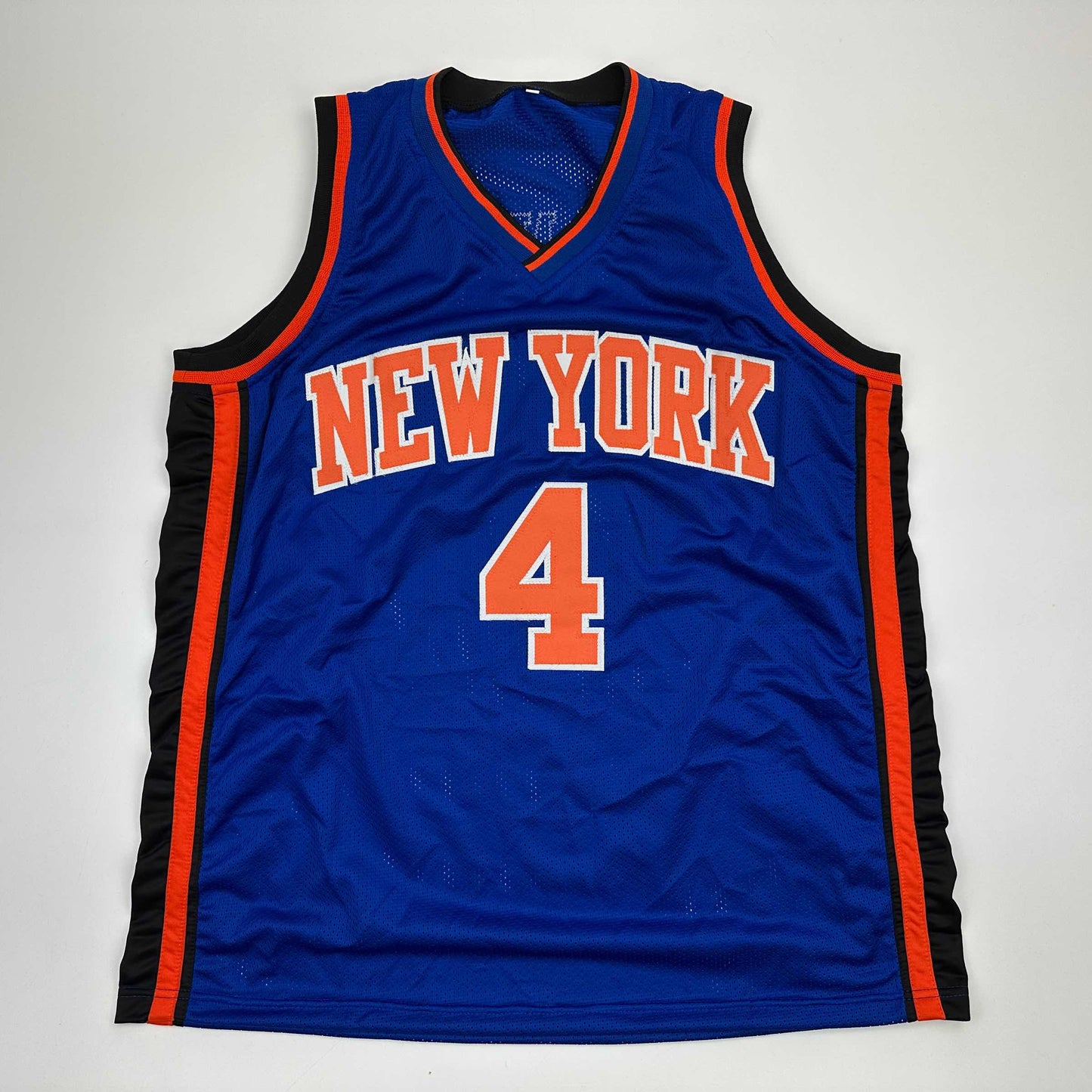 Autographed New York Knicks Nate Robinson Blue Basketball Jersey