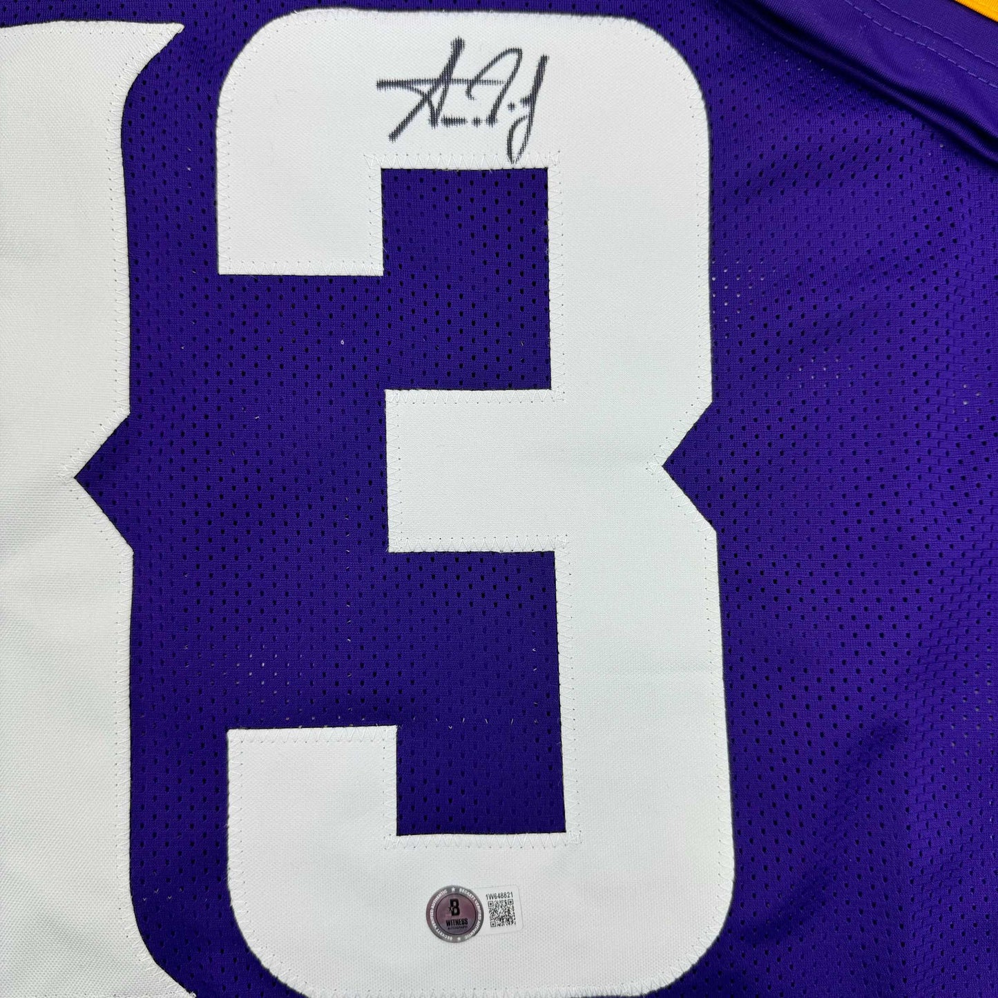Autographed Aaron Jones Minnesota Purple Football Jersey Beckett