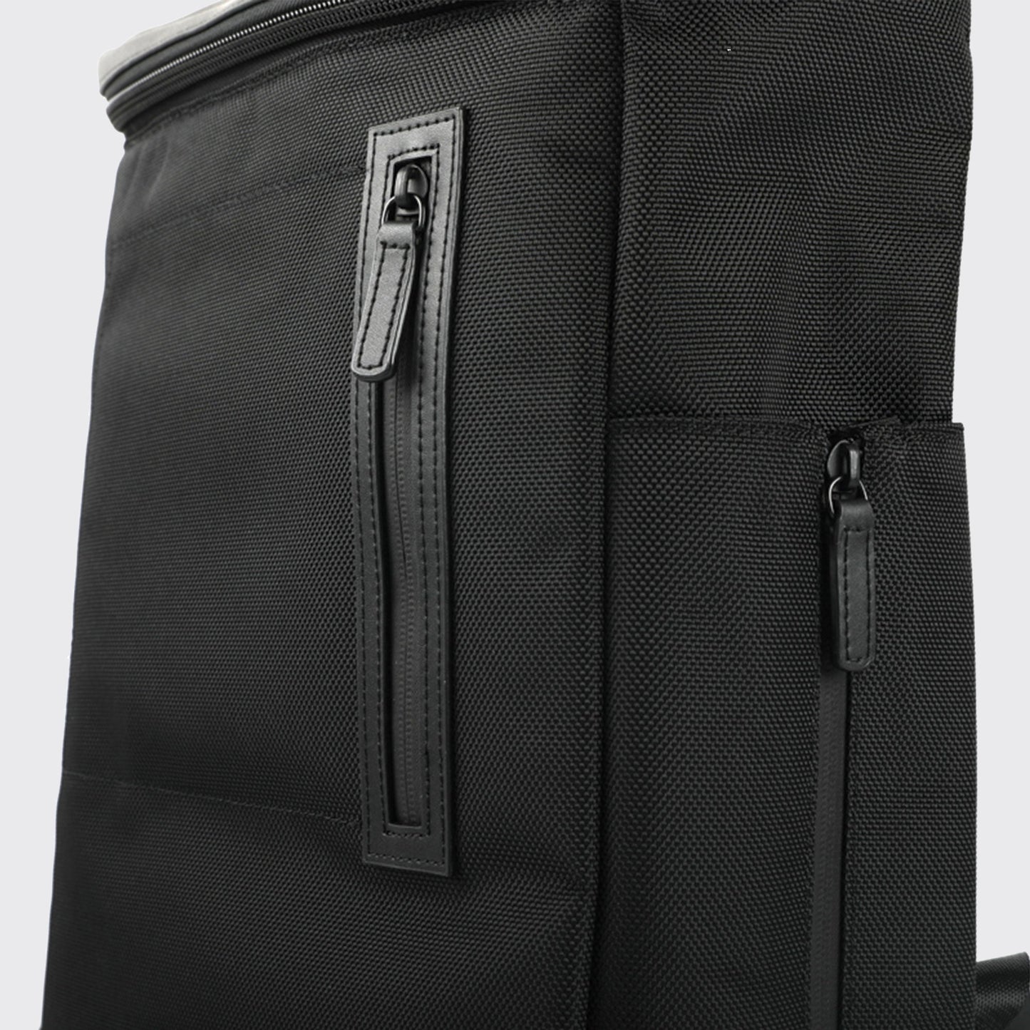 Special Sale - AMSTERDAM BLACK 20L - VENQUE