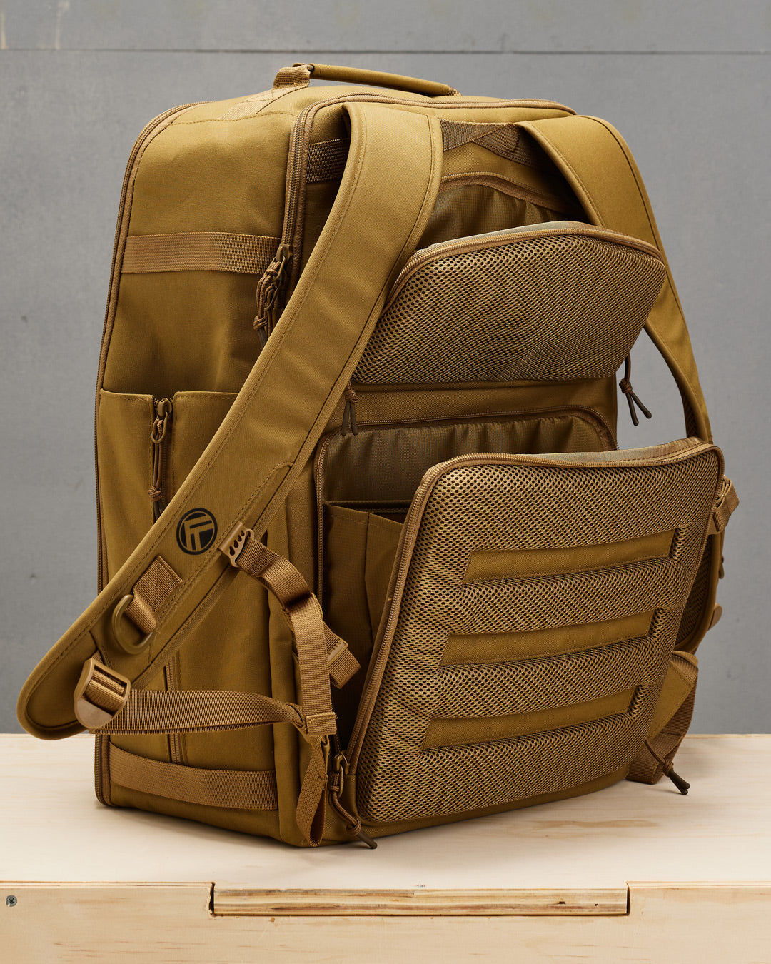 CONQUER Backpack Large 38L