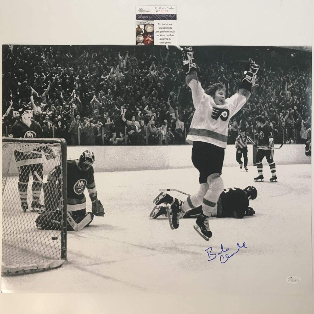 Autographed Bobby Bob Clarke B&W Philadelphia Flyers 16x20 Hockey Photo