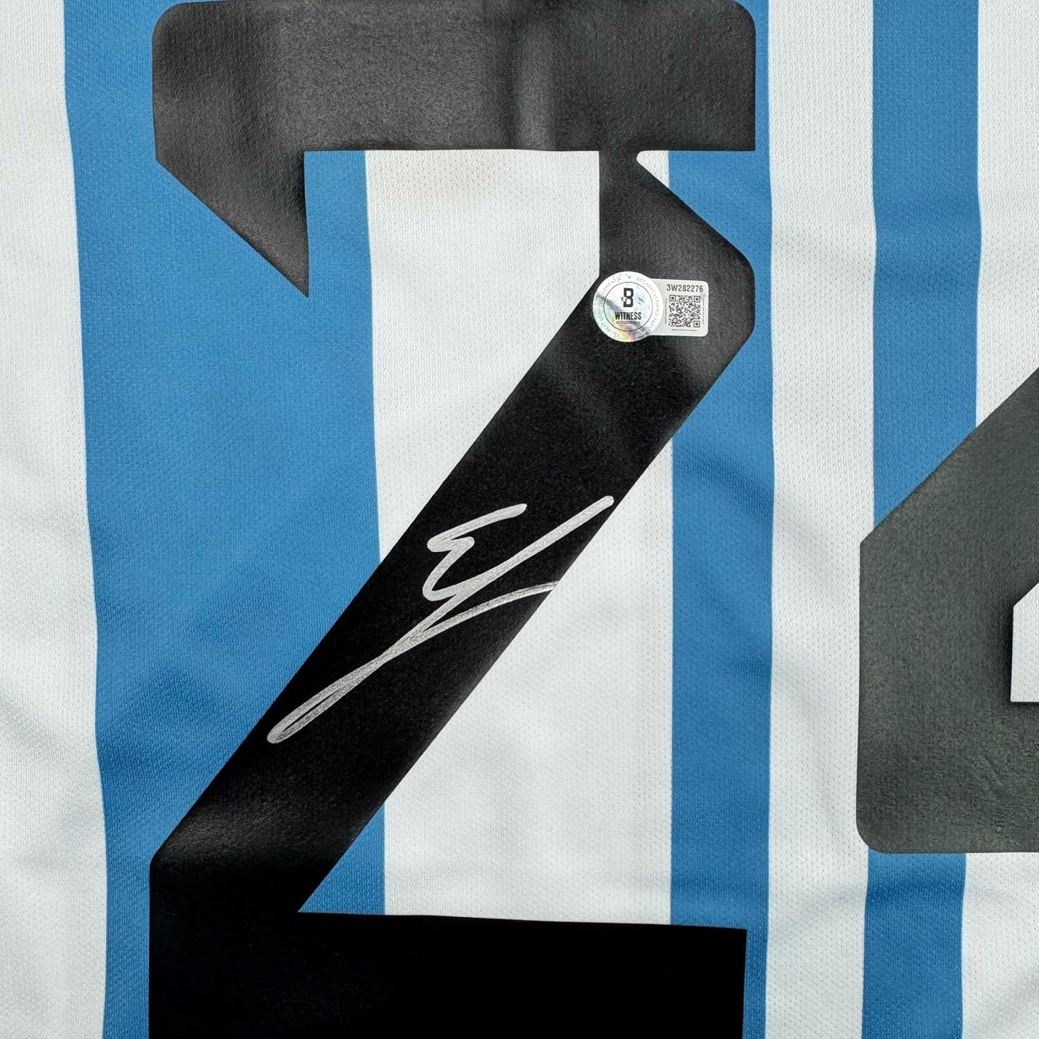 Autographed Enzo Fernandez 35x39 Argentina Blue/White Soccer World Cup Jersey