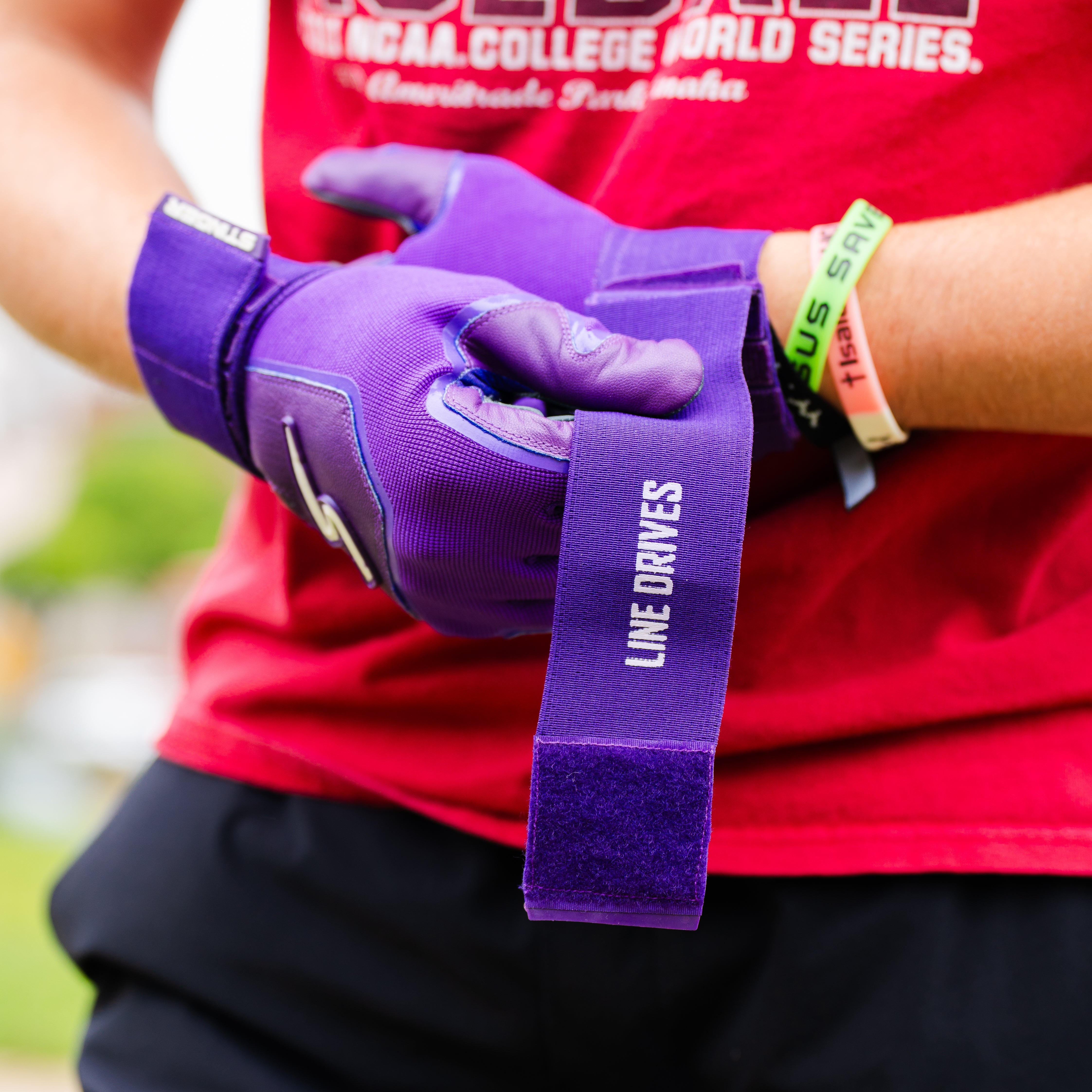 Winder Series Batting Gloves - Purple