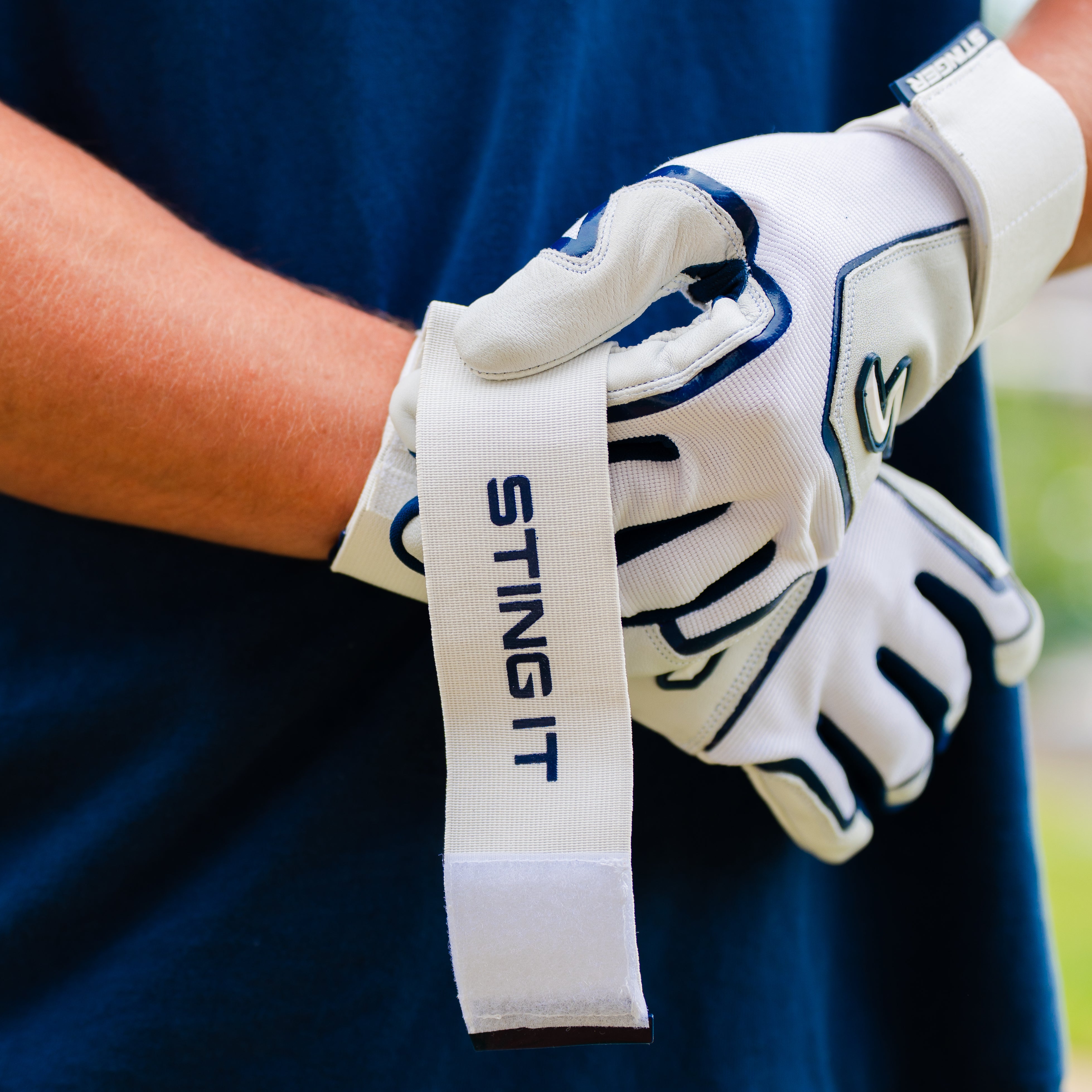 Winder Series Batting Gloves - Navy & White