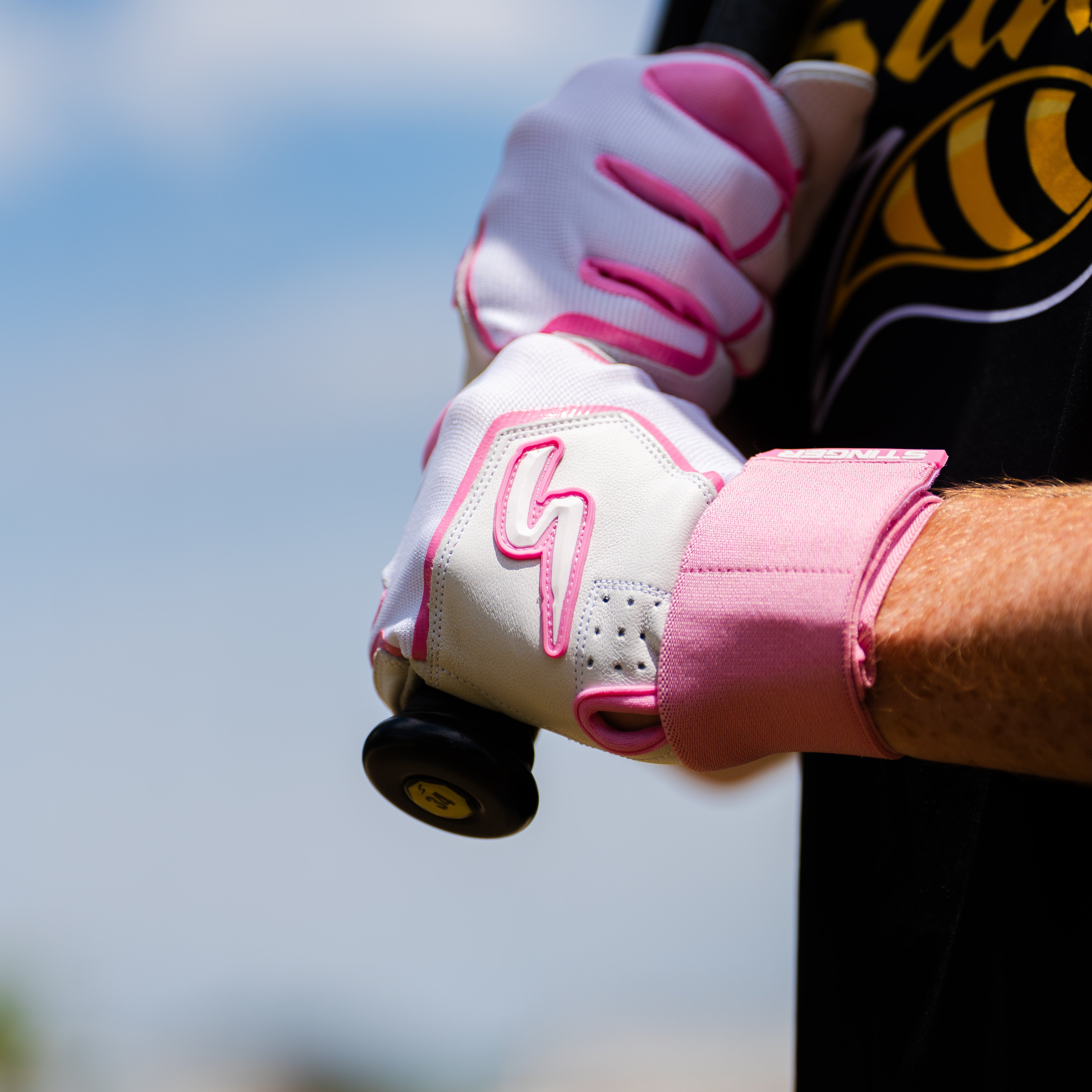 Winder Series Batting Gloves - Pink & White