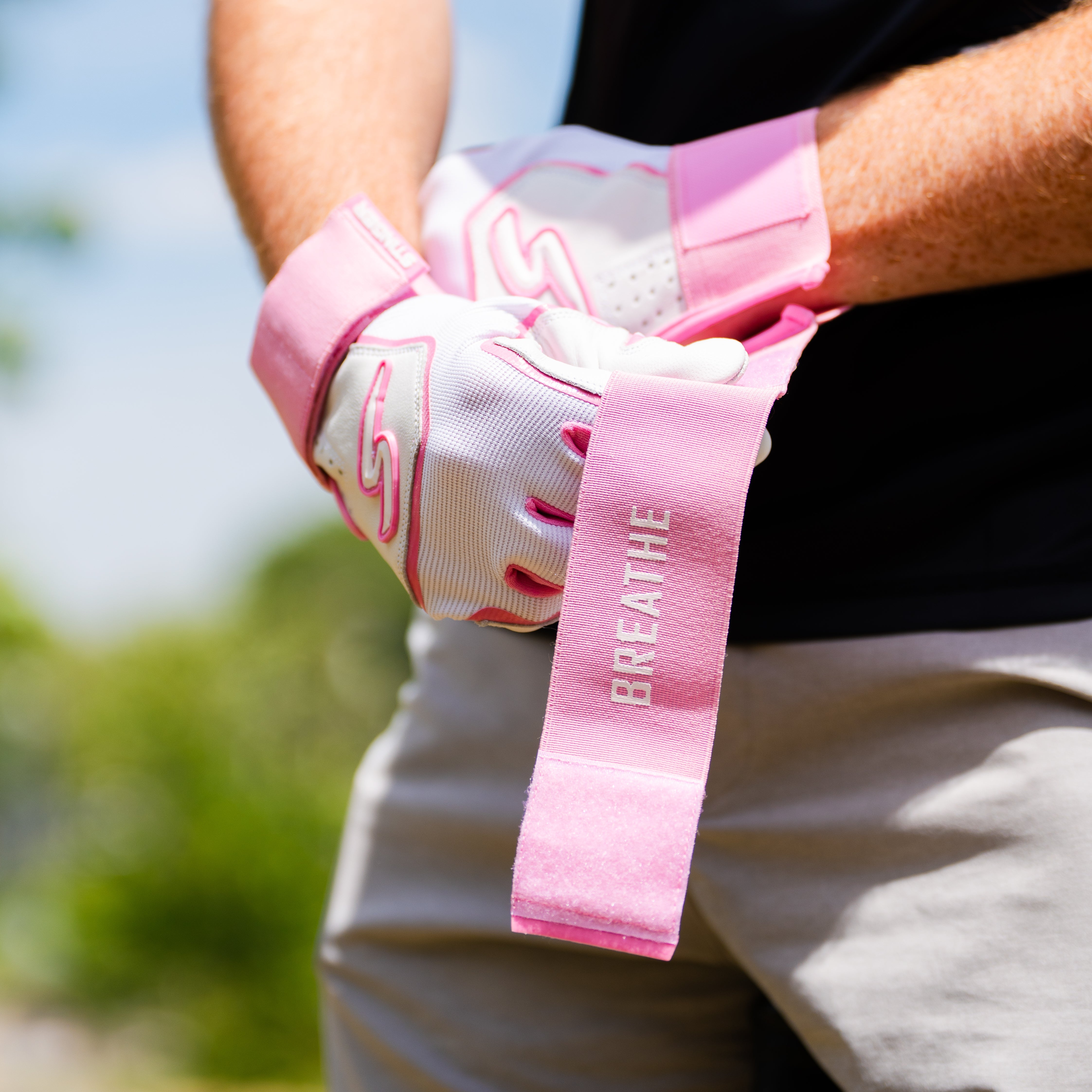 Winder Series Batting Gloves - Pink & White