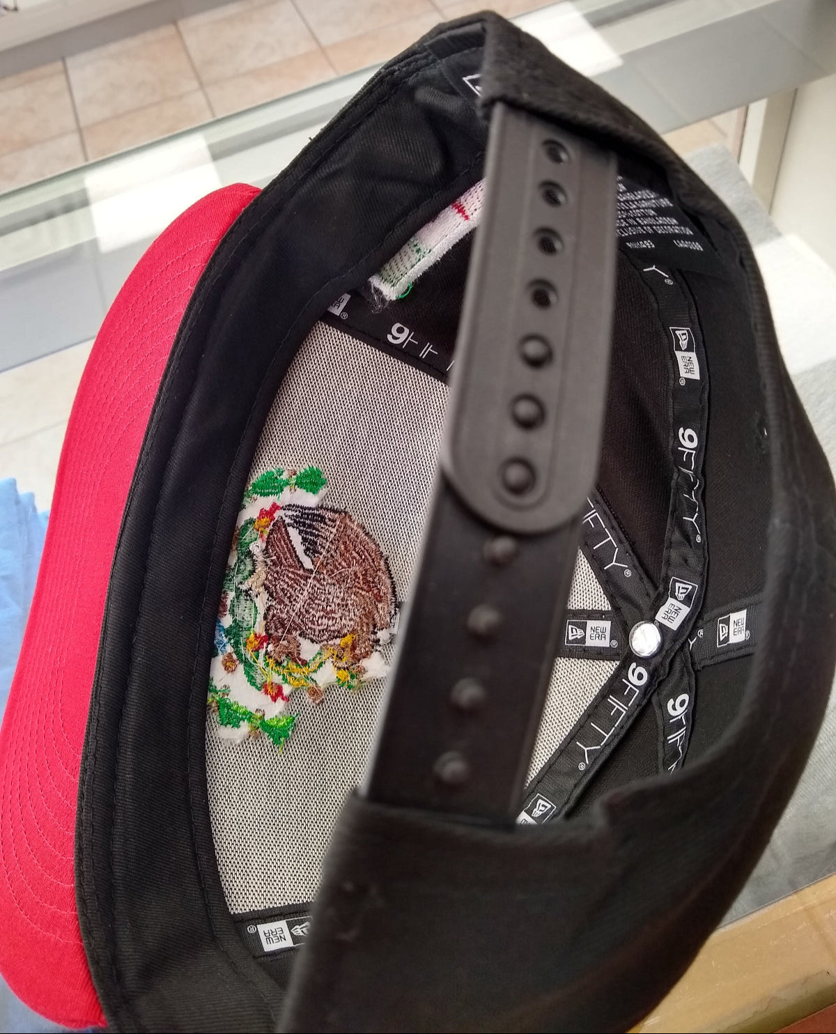 Embroidered Snapback Shield & Mexico Flag Black & Red Hat