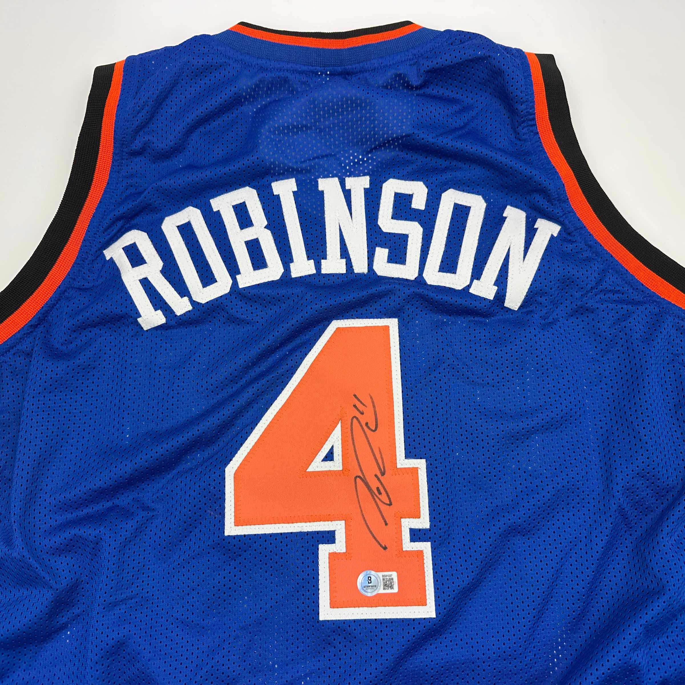 Autographed New York Knicks Nate Robinson Blue Basketball Jersey