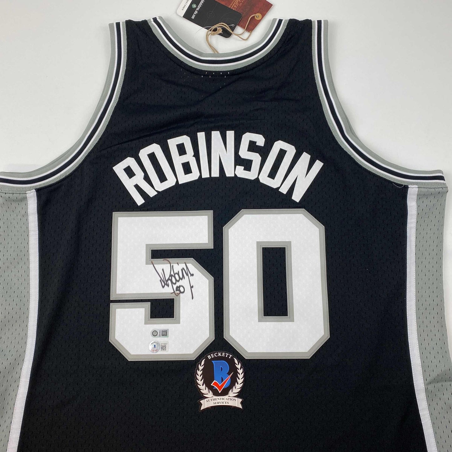 Autographed San Antonio Spurs David Robinson Basketball Jersey