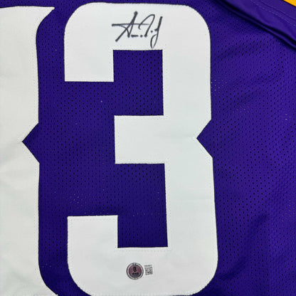 Autographed Aaron Jones Minnesota Purple Football Jersey Beckett