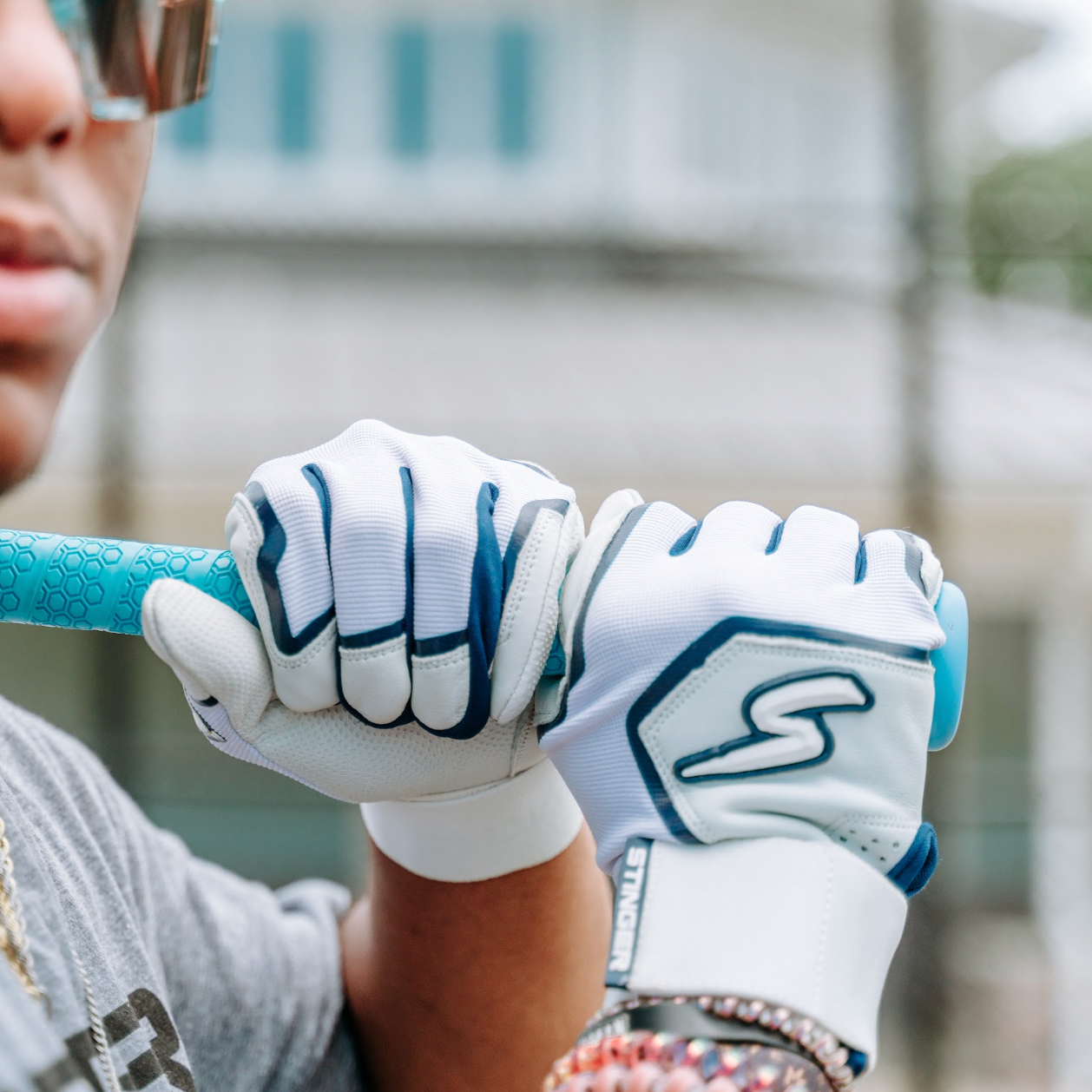 Winder Series Batting Gloves - Navy & White