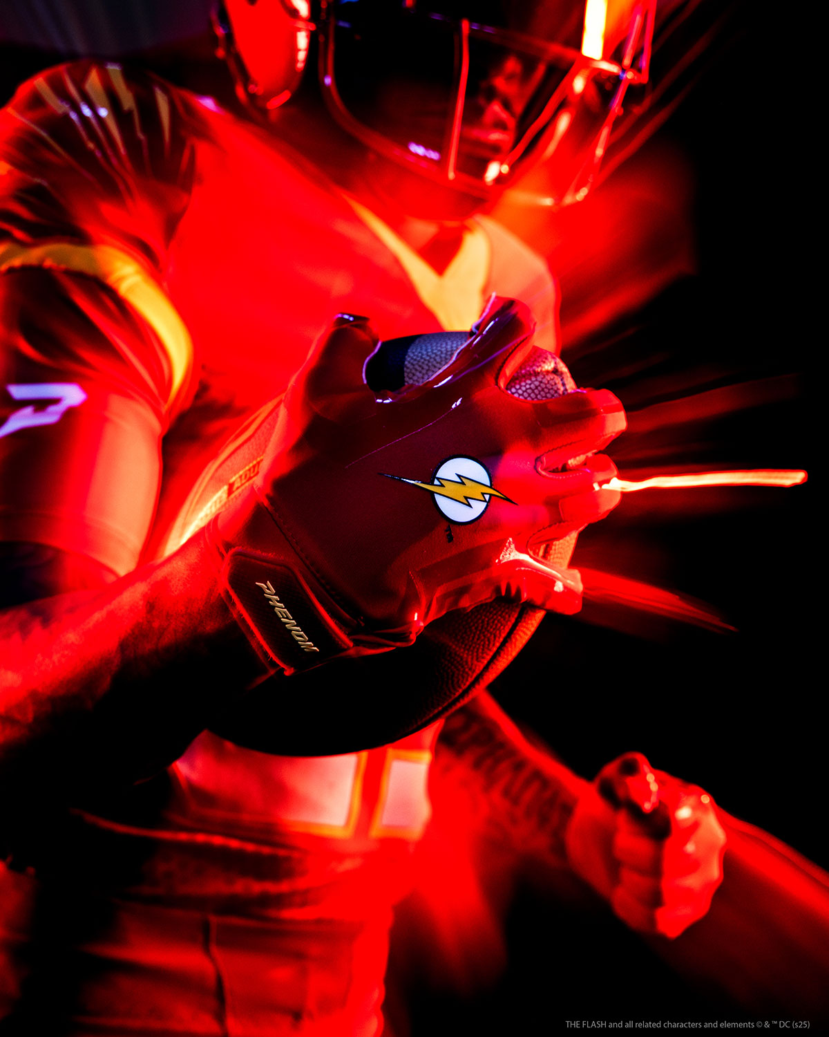 The Flash Football VPS5 Gloves