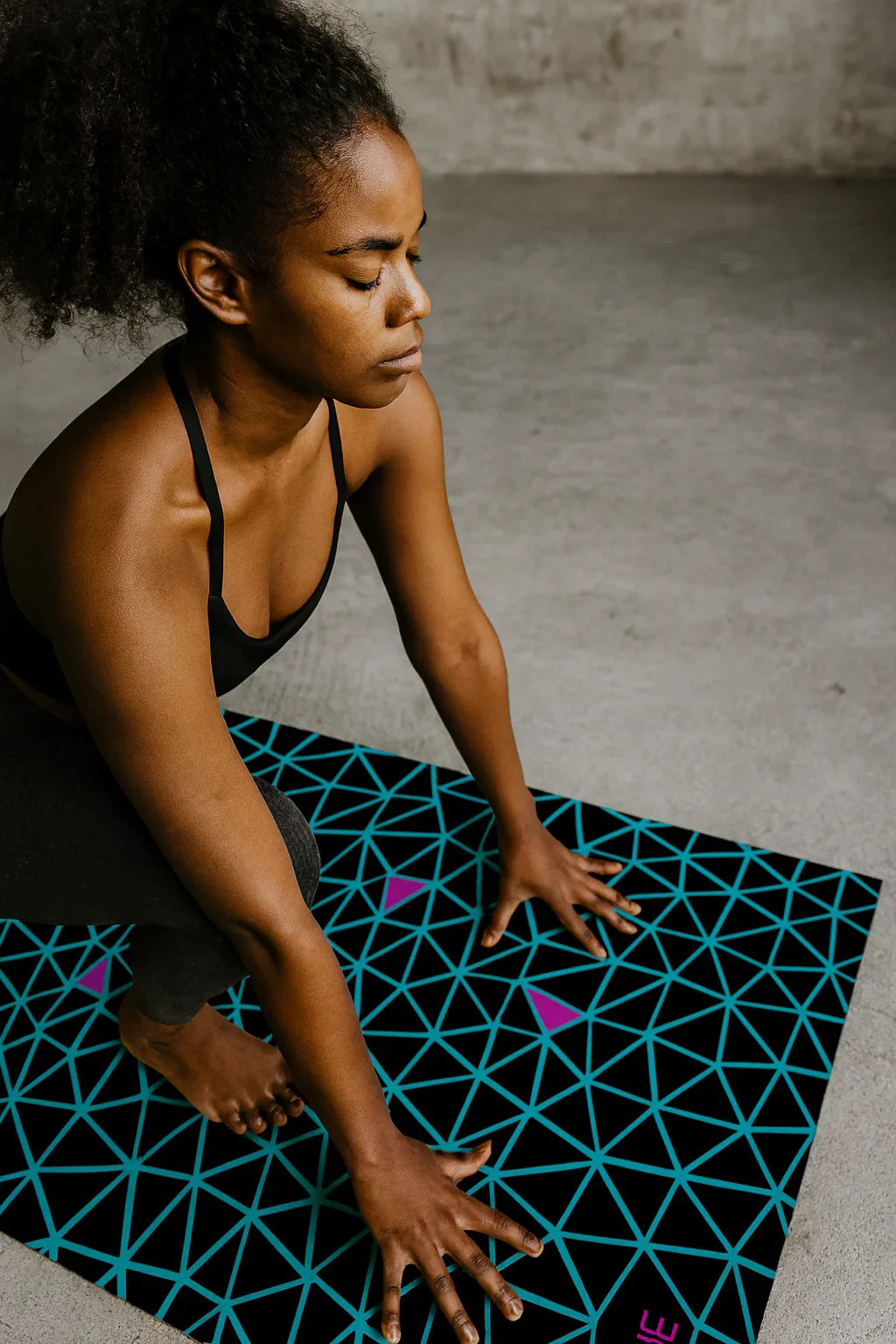 Yoga Mat | 6mm Thick | Black | Non-slip | Eco Friendly | Yune Yoga | Nakata