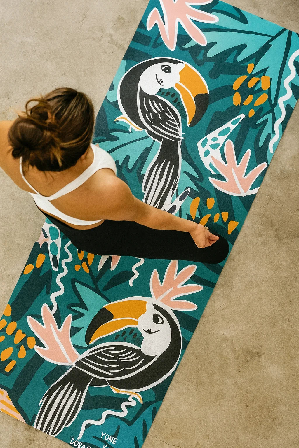 Dora Toucan Yoga Mat – Tropical Print, Non-slip Traction & Cushioned Support