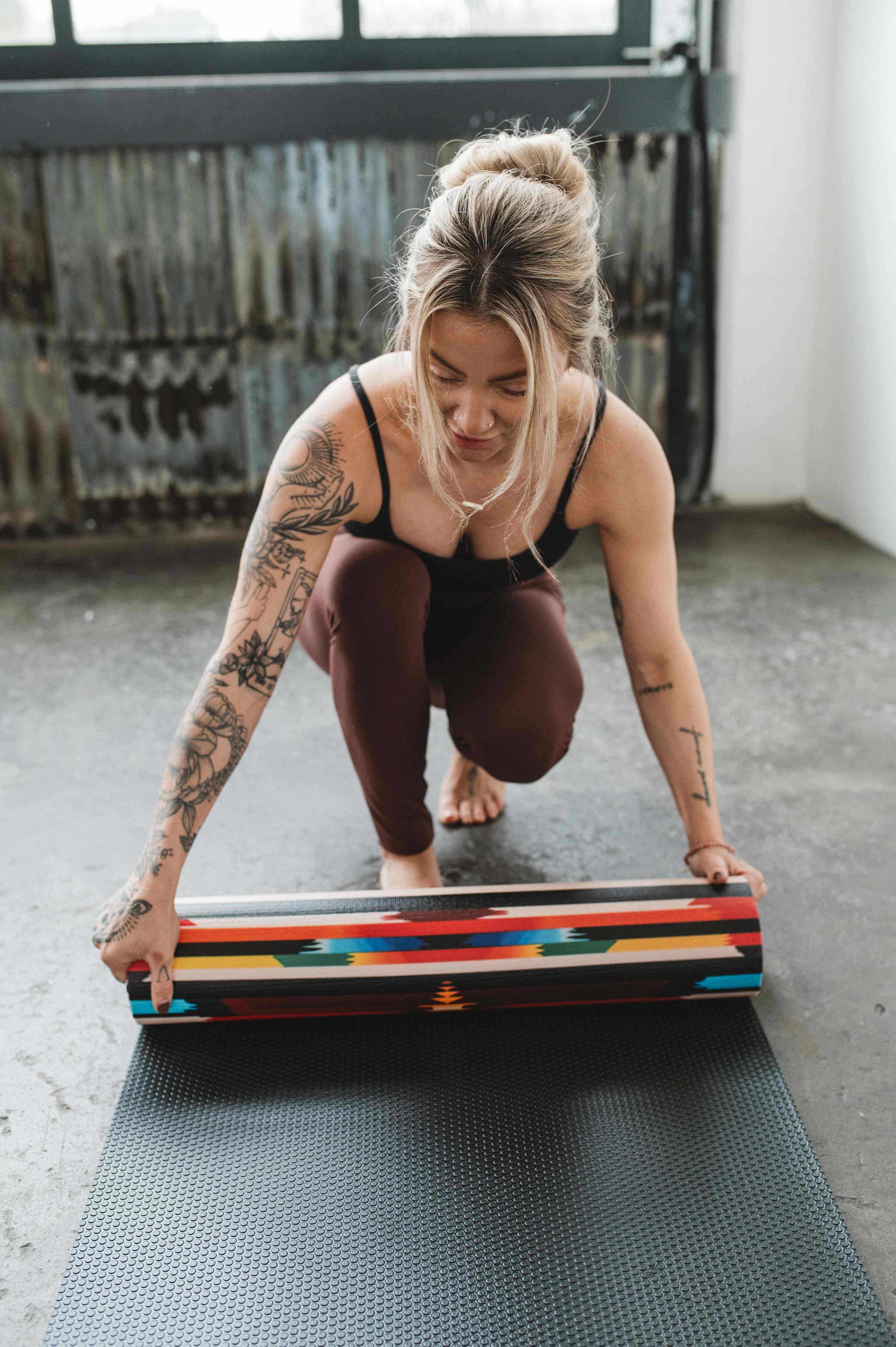 Fox Trail Yoga Mat – 6 Mm Extra Thick, Double-sided Non-slip, Eco-friendly Per With Multi-color Striped Design | Yune Yoga