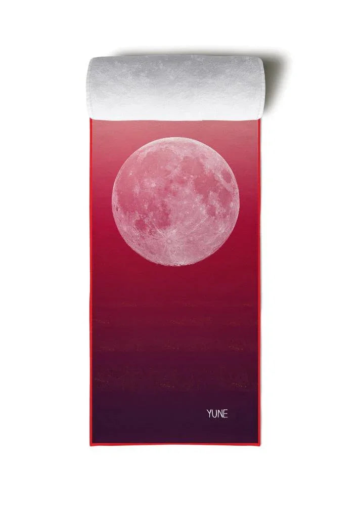 The Caliban Yoga Towel – Quick-dry, Non-slip, Eco-conscious Design
