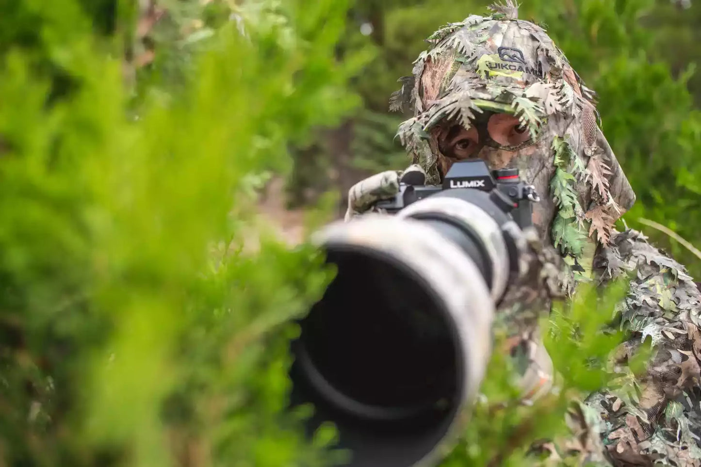 2-in-1 FRONT Leafy Face Mask and Camo Hat