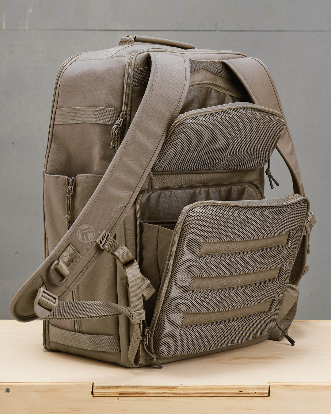 CONQUER Backpack Large 38L
