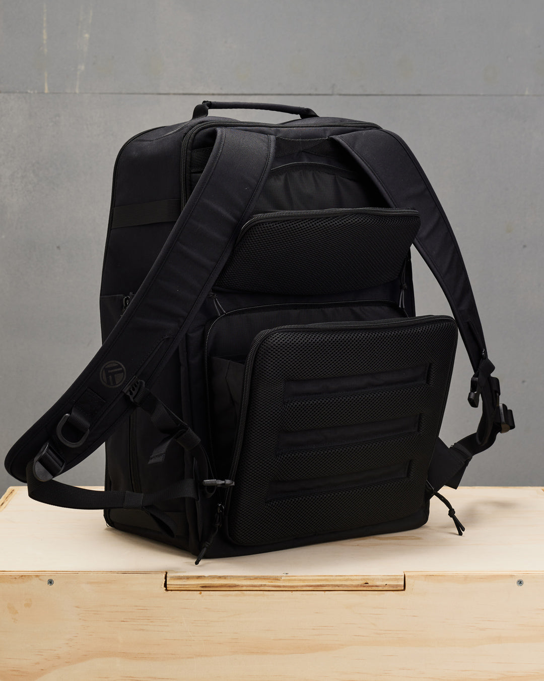 CONQUER Backpack Large 38L