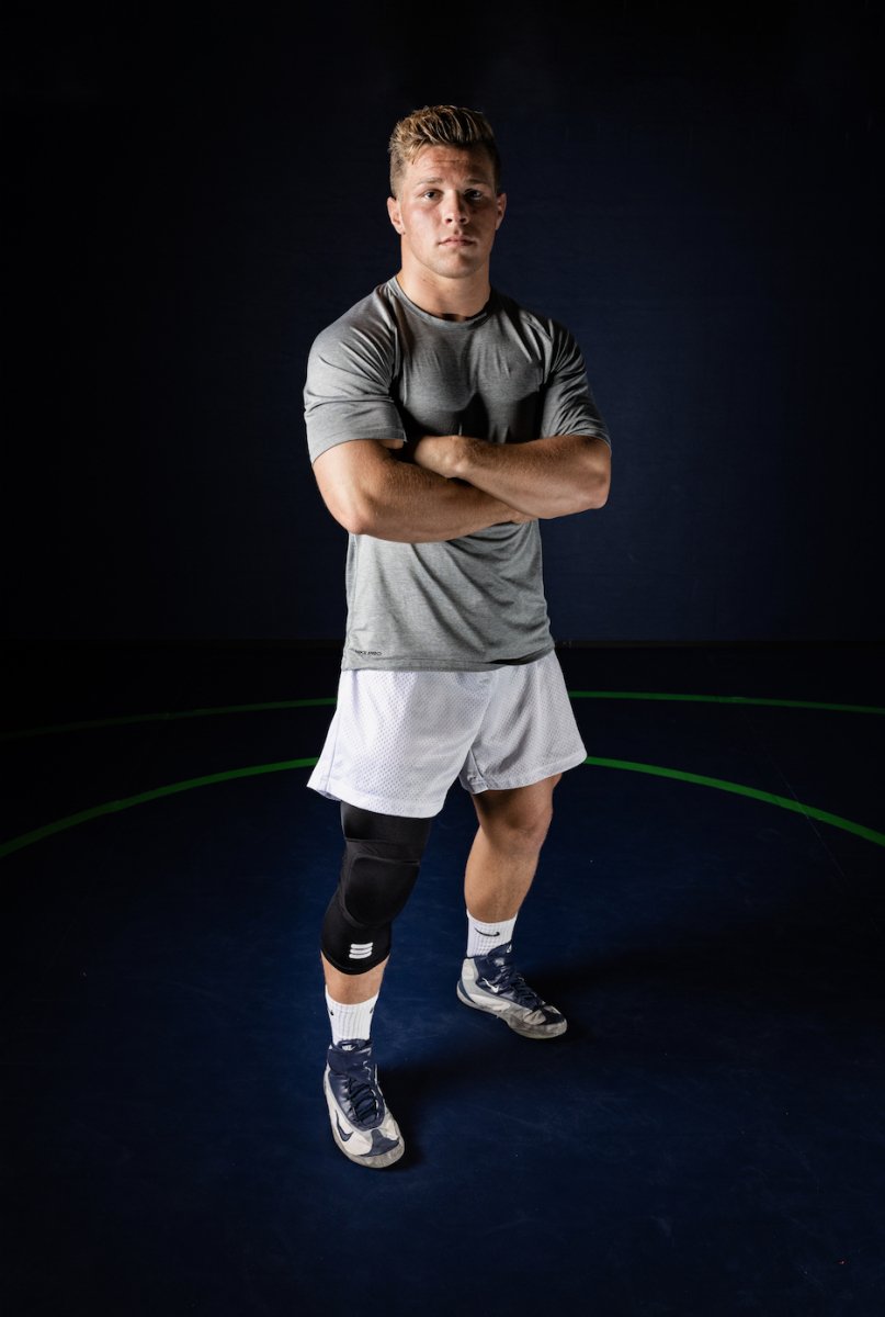 Mid-Length Padded Black Knee Sleeve