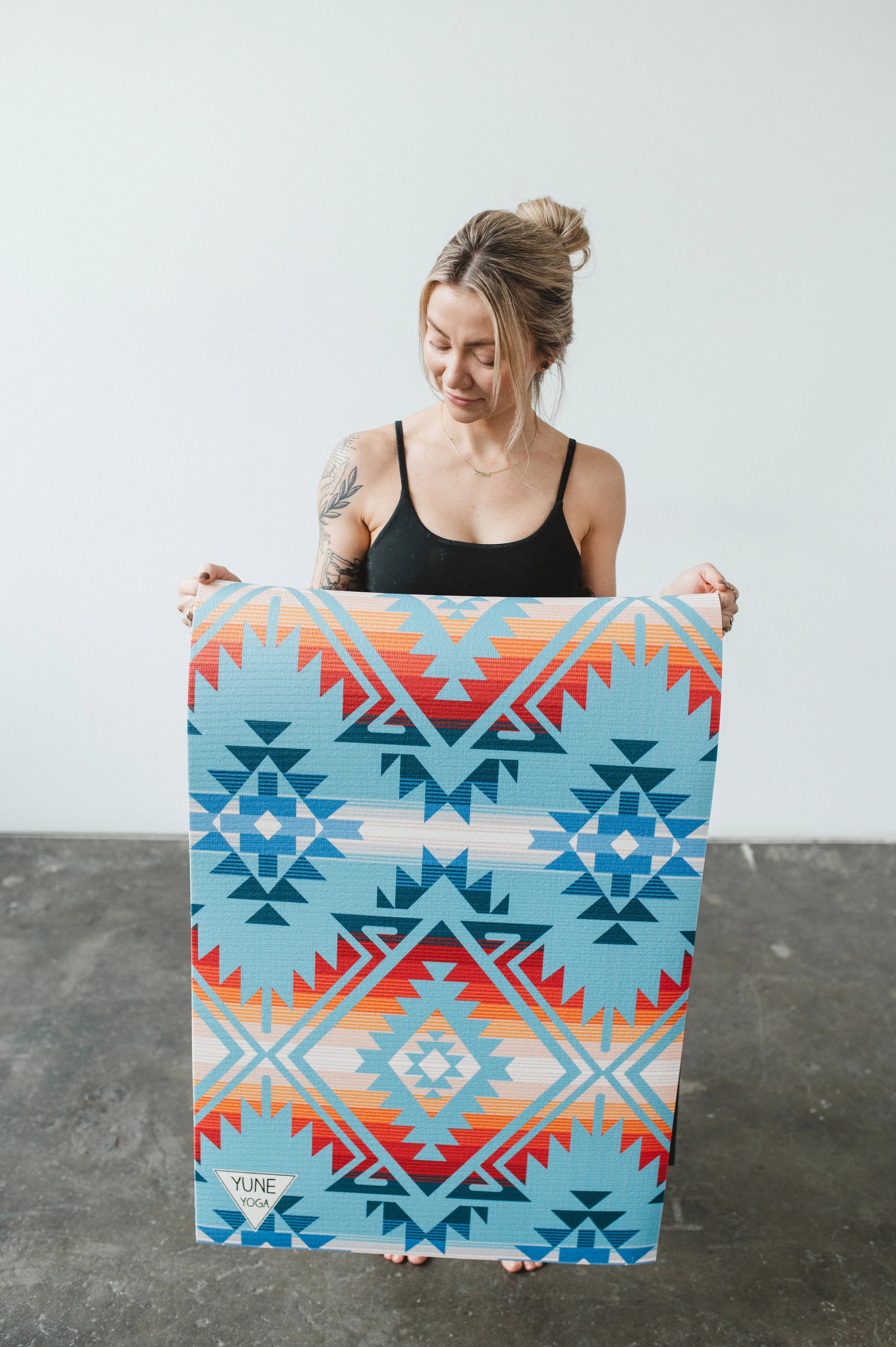 Jerome Turquoise Yoga Mat – 6 Mm Extra Thick, Double-sided Non-slip, Eco-friendly Per With Turquoise Water-inspired Design | Yune Yoga