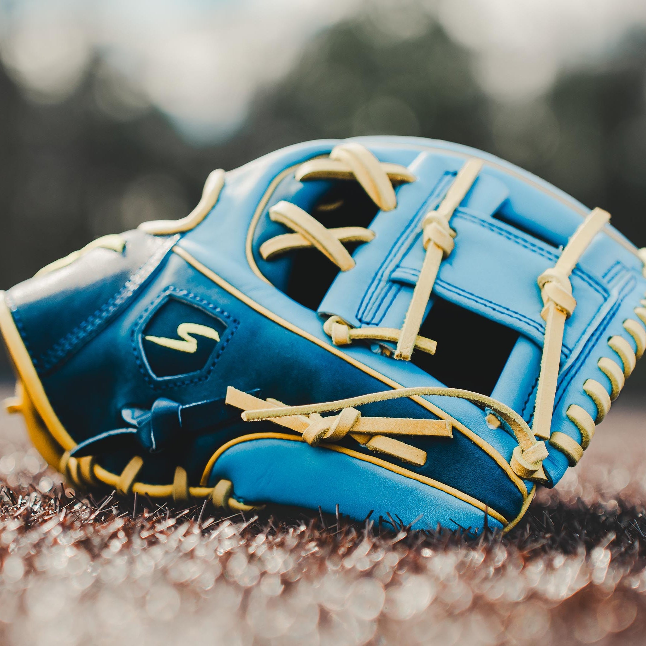 Stinger Thunderbolt 11.25" Baseball Fielding Glove