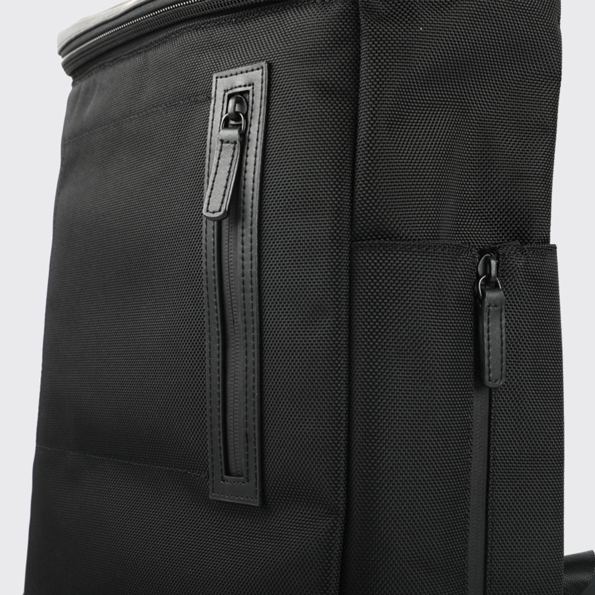 Special Sale - AMSTERDAM BLACK 20L - VENQUE