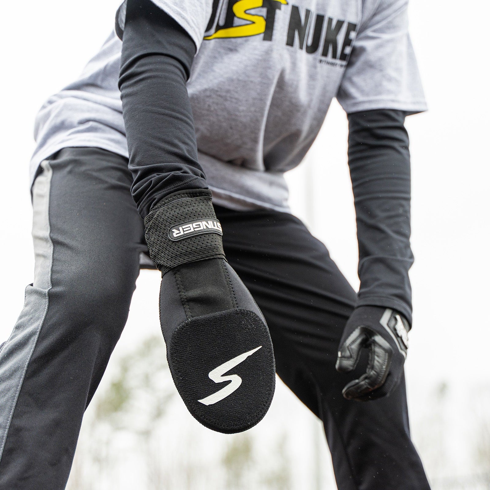 Stinger Sliding Mitt
