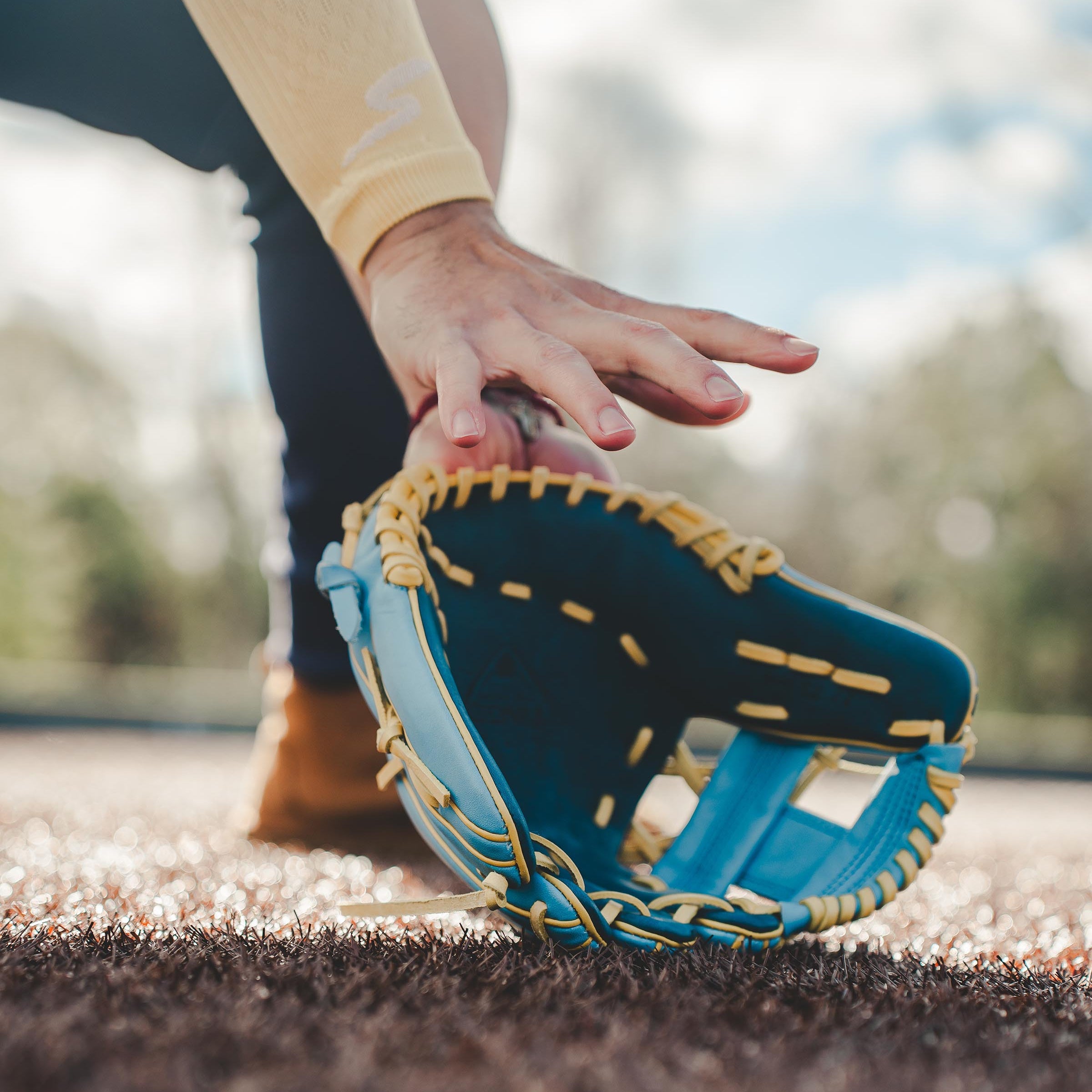 Stinger Thunderbolt 11.25" Baseball Fielding Glove
