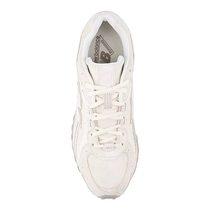New Balance 204L Timberwolf Linen Sneakers