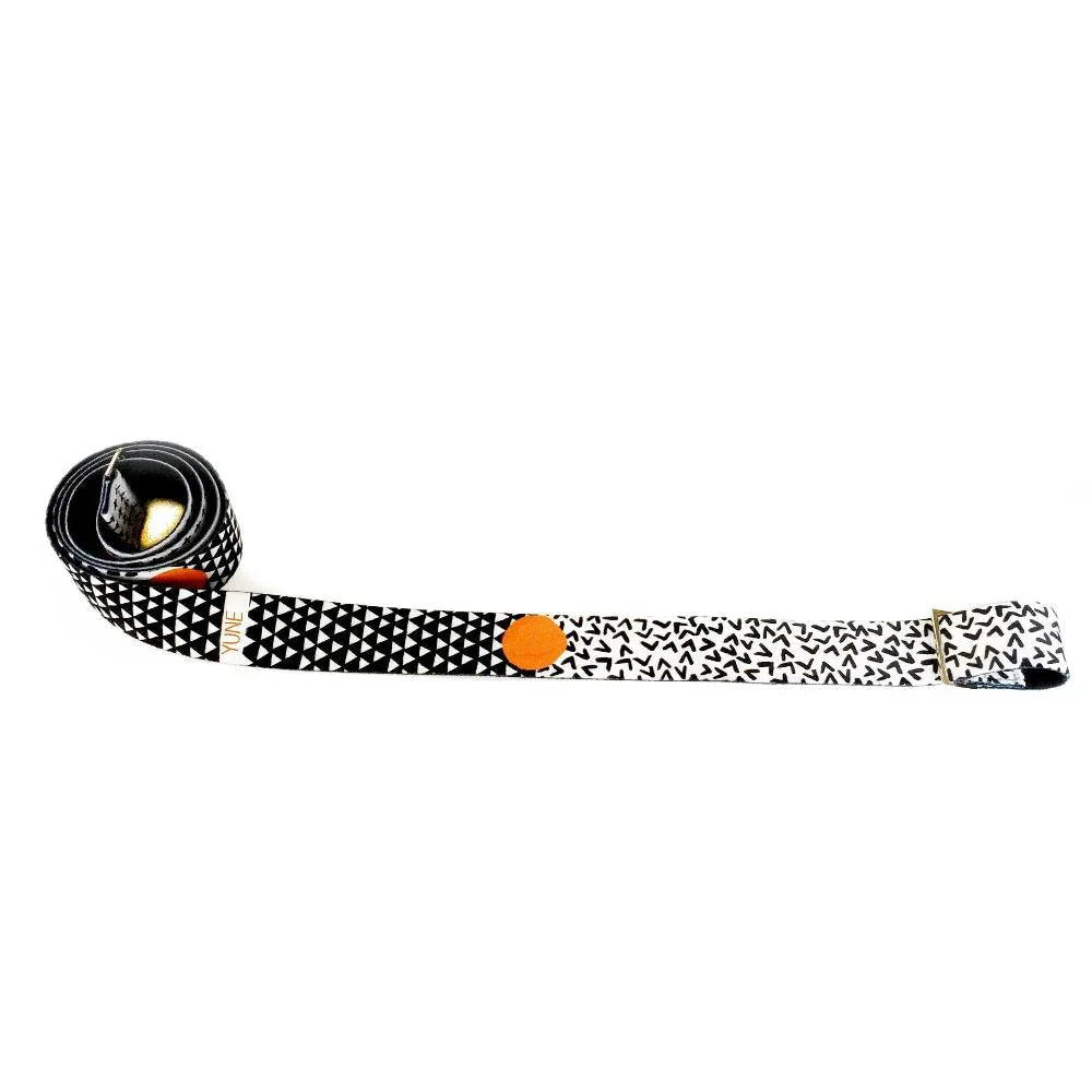 Bowie Yoga Strap – White Stretching Strap W/ Metal Buckles | Yune Yoga