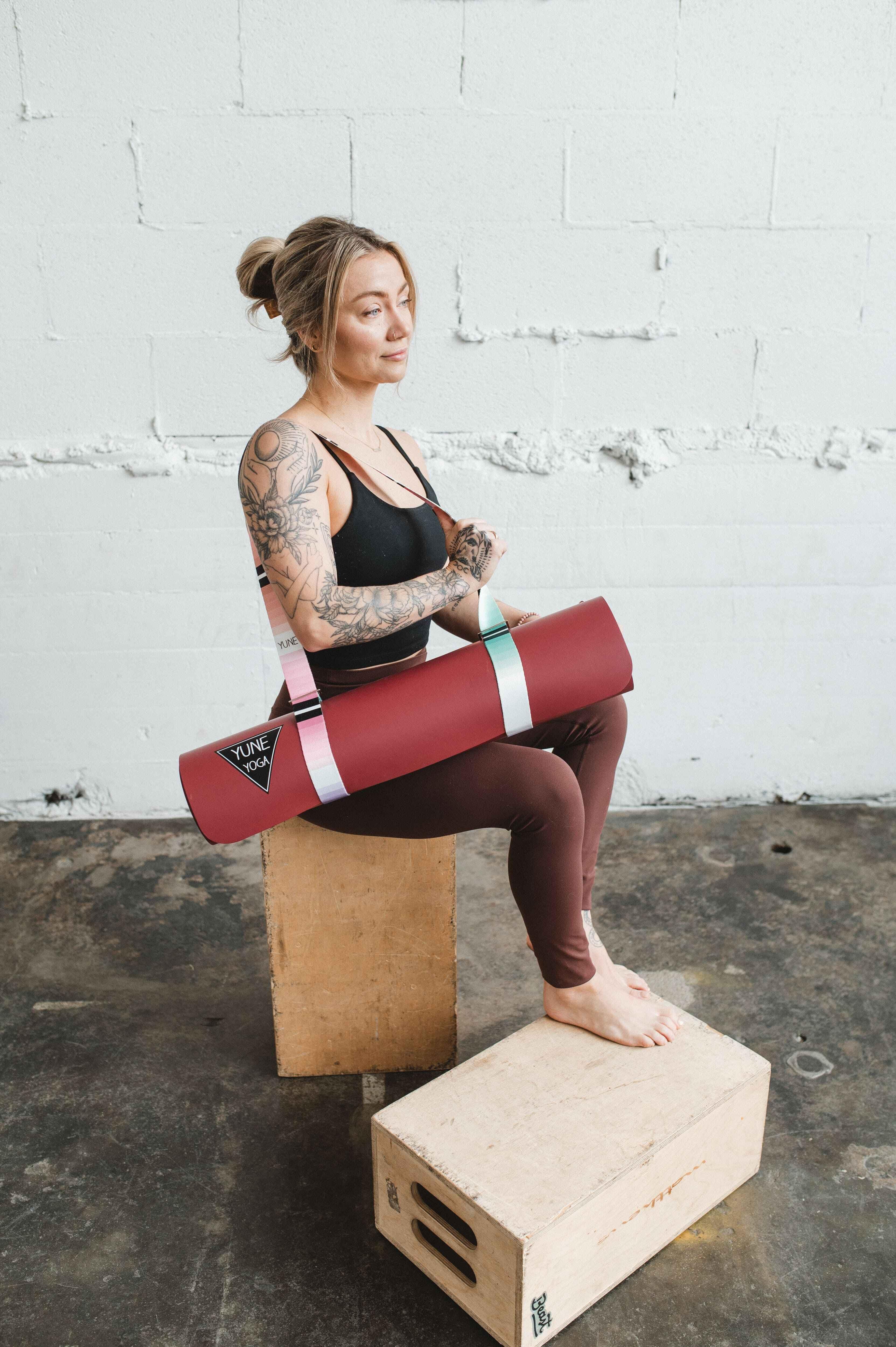 Helena Yoga Strap – Rainbow Stretching Strap W/ Metal Buckles | Yune Yoga
